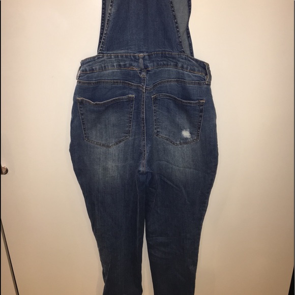 Overalls - Picture 5 of 6